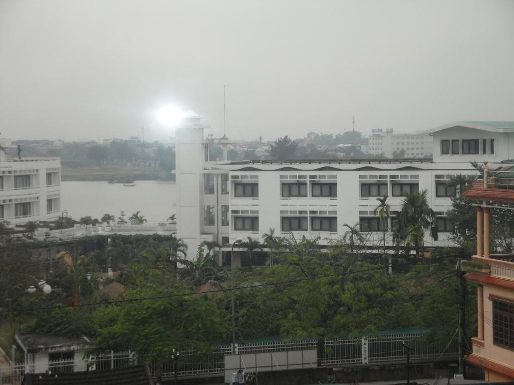 Holiday Diamond Hotel Huế Kültér fotó