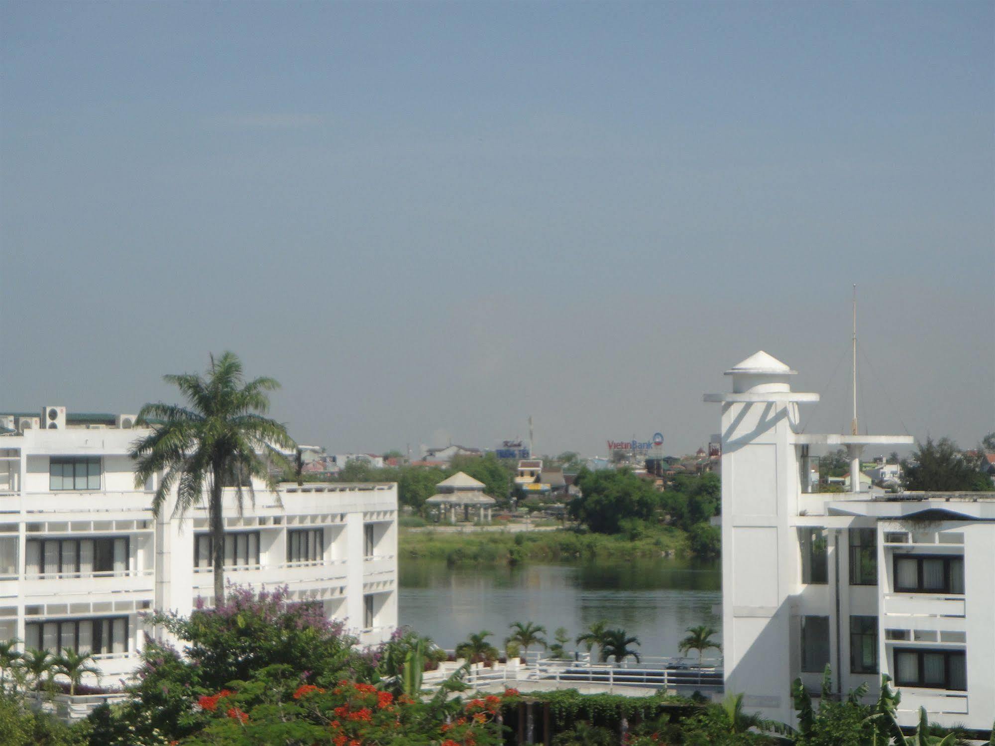 Holiday Diamond Hotel Huế Kültér fotó