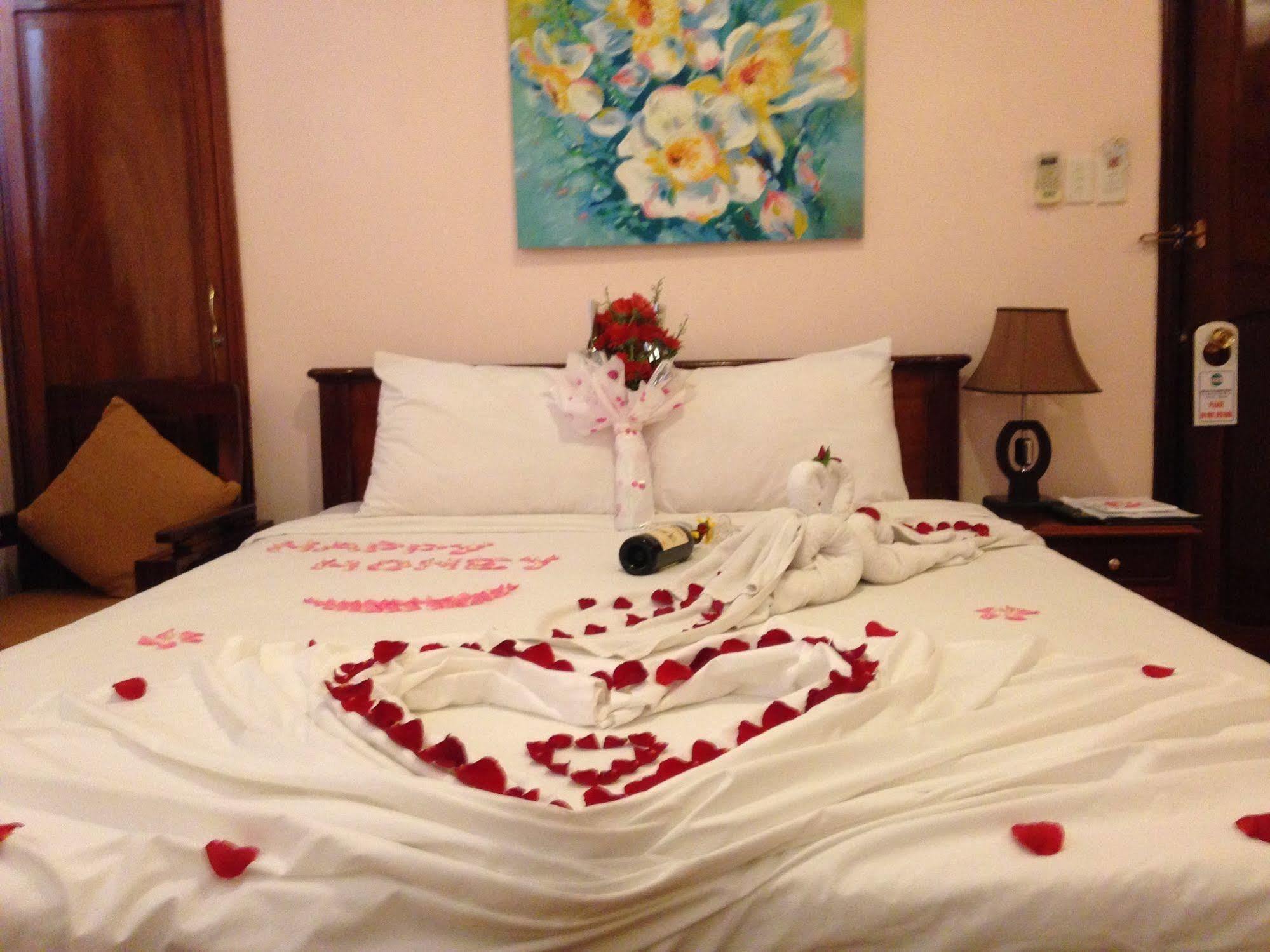 Holiday Diamond Hotel Huế Kültér fotó
