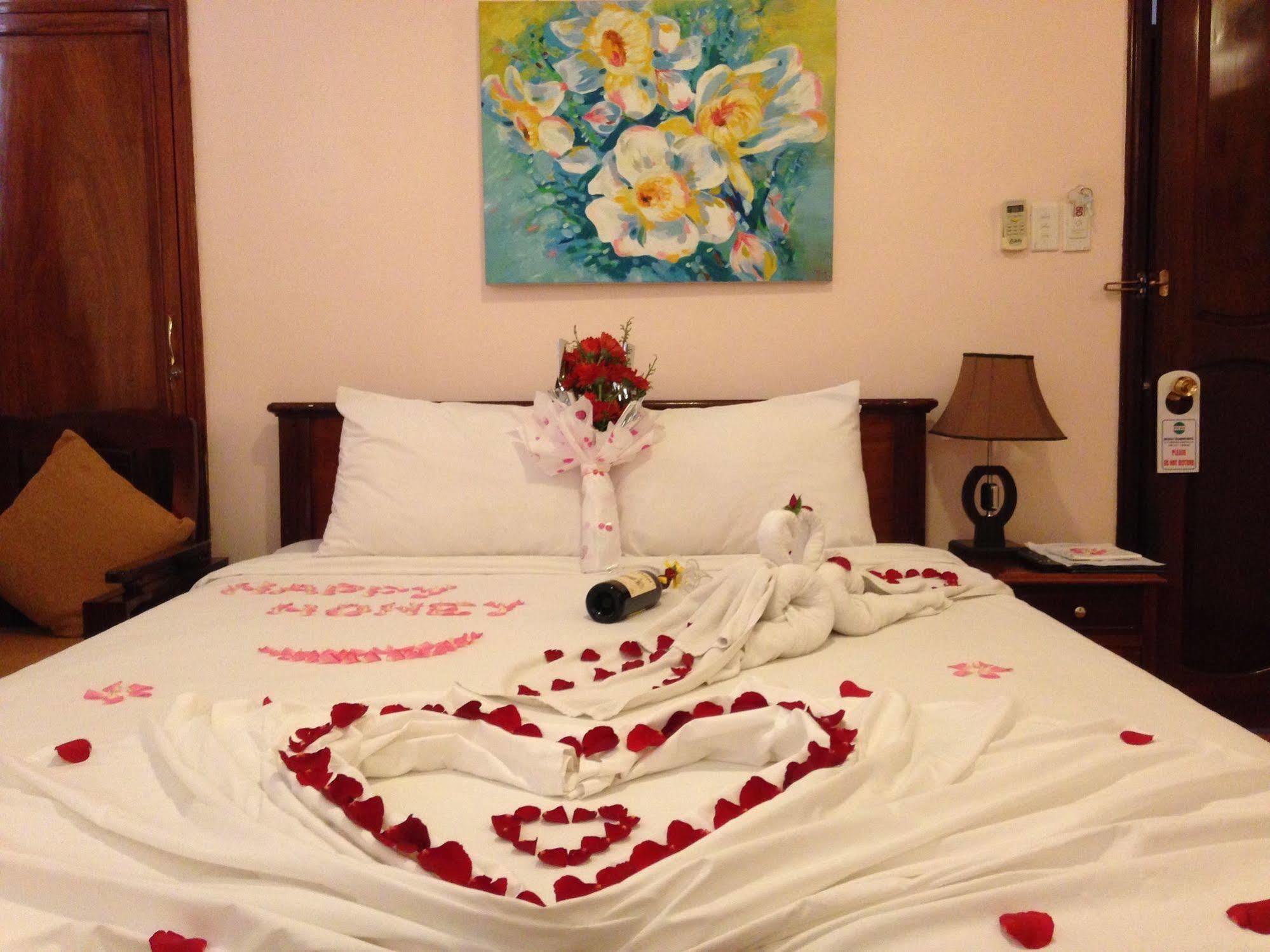 Holiday Diamond Hotel Huế Kültér fotó