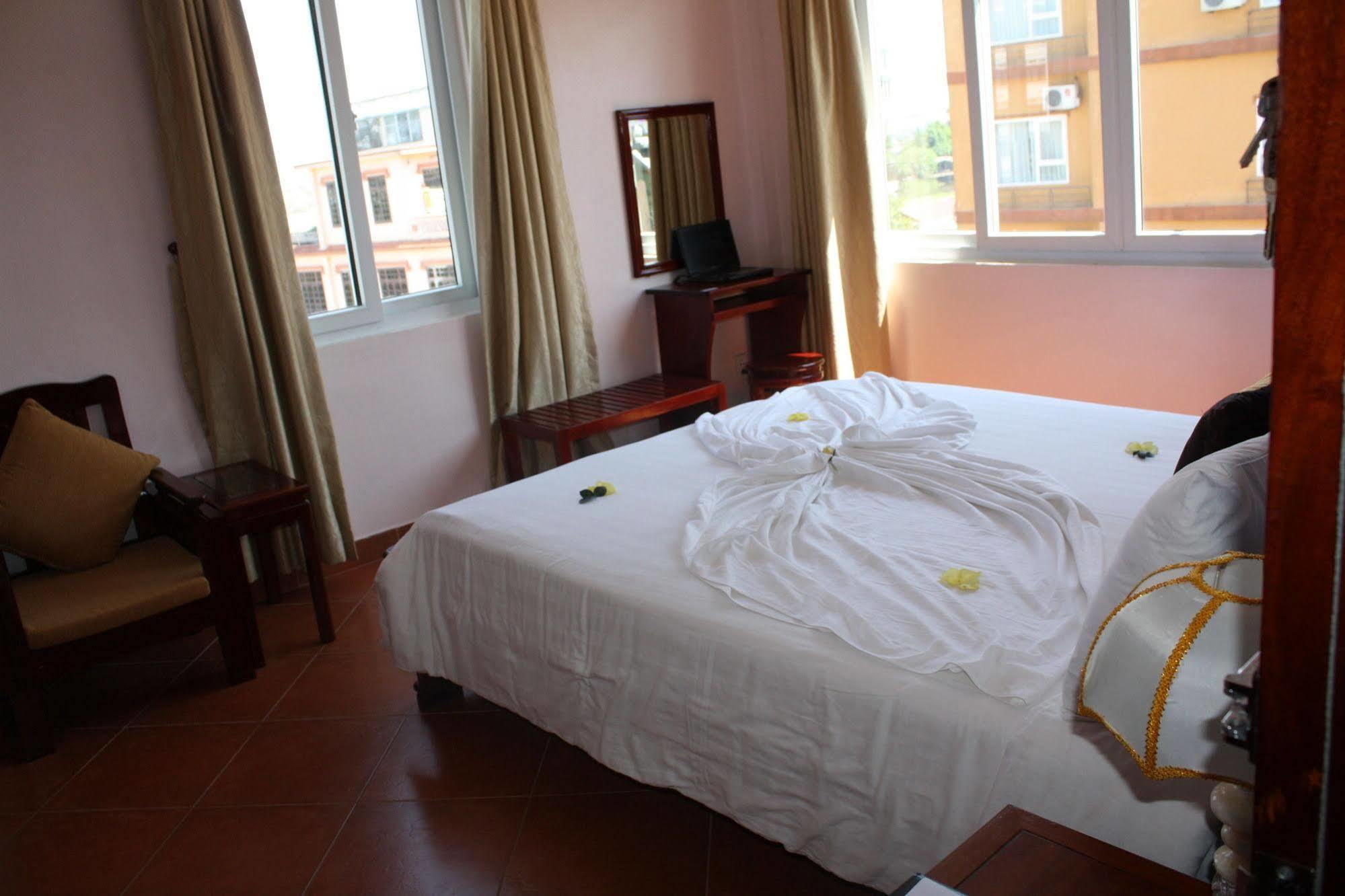 Holiday Diamond Hotel Huế Kültér fotó